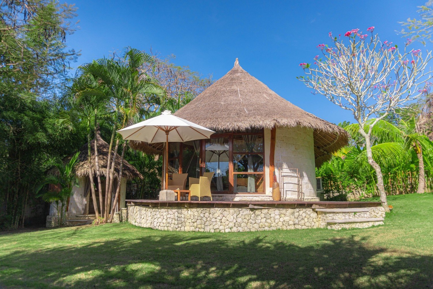 Deluxe Bungalow Gallery 4