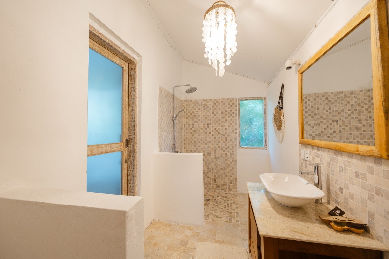 Garden Lodge Gallery 11