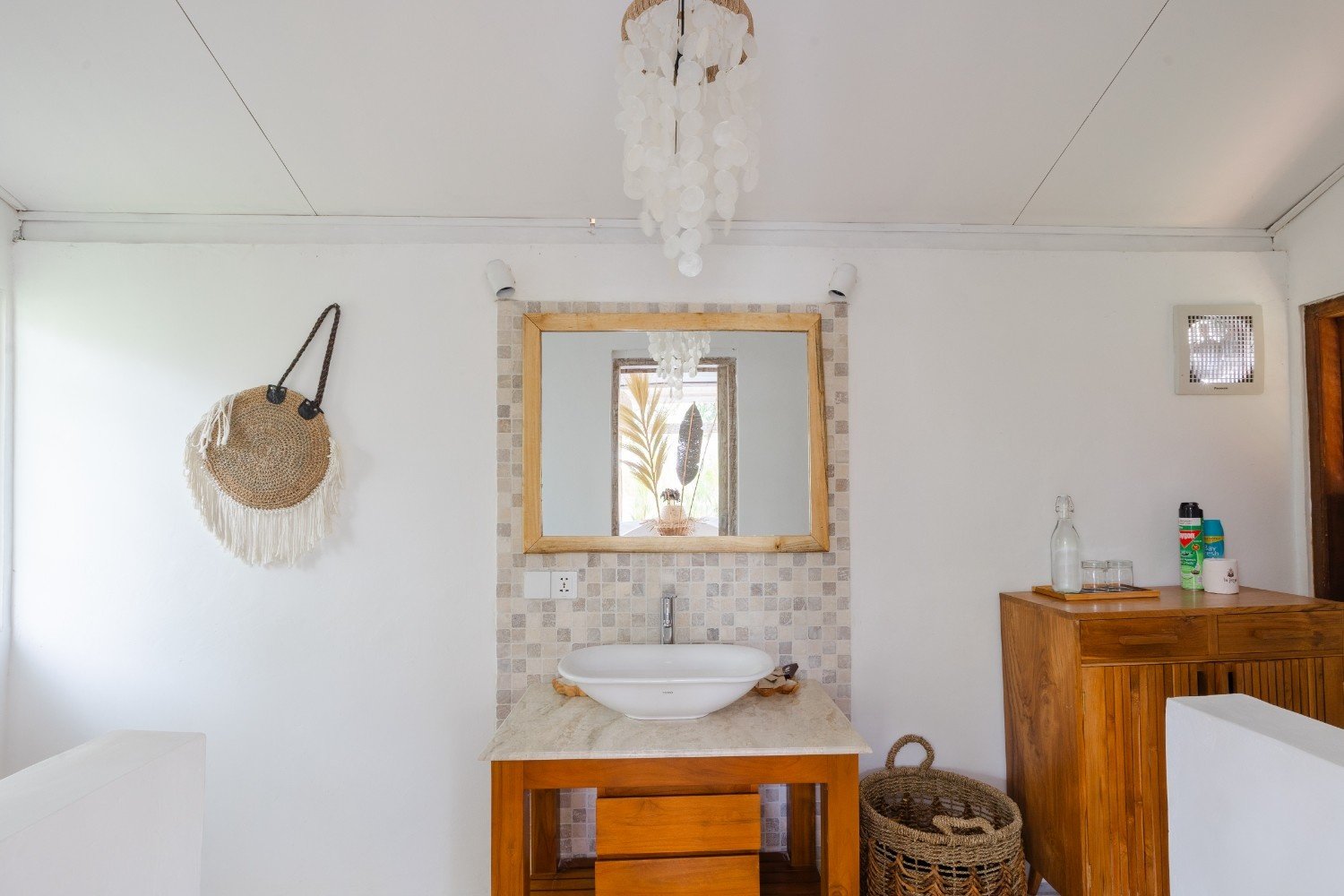 Garden Lodge Gallery 13