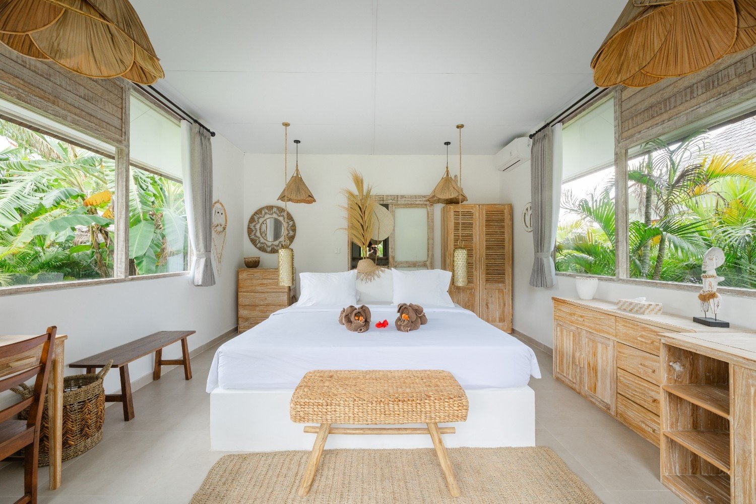 Garden Lodge Gallery 21