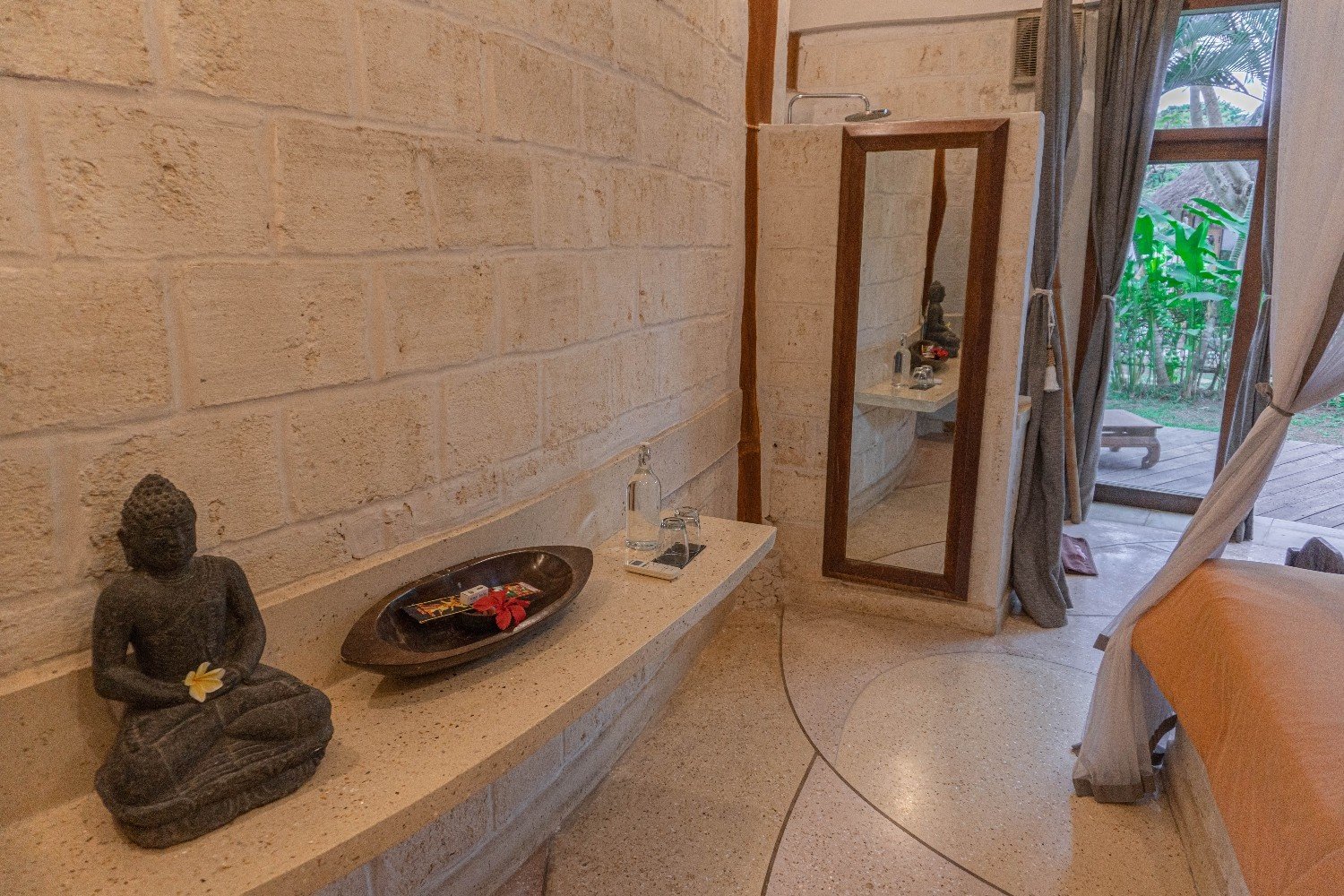 Premier Room Gallery 9