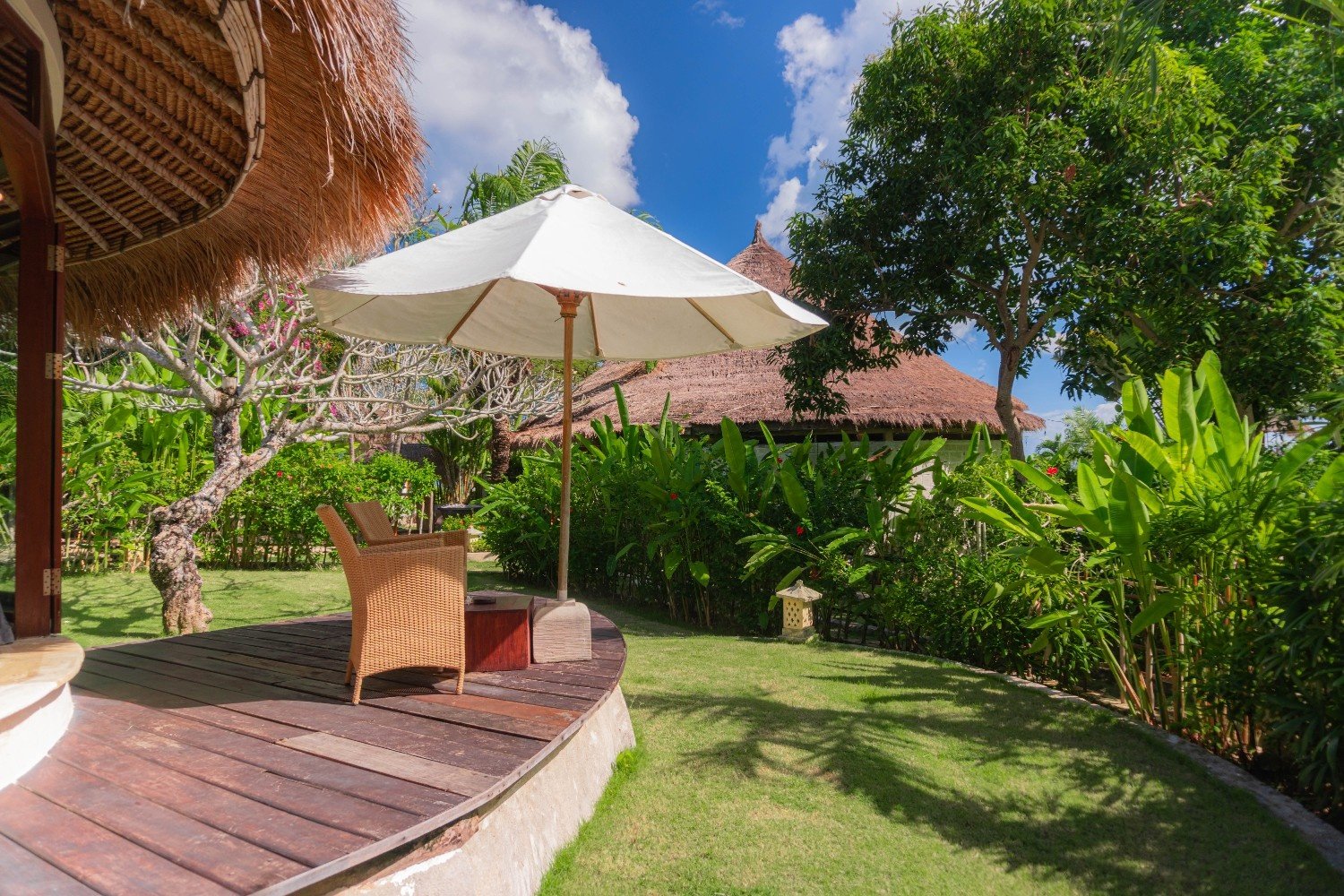 Standard Bungalow Gallery 2