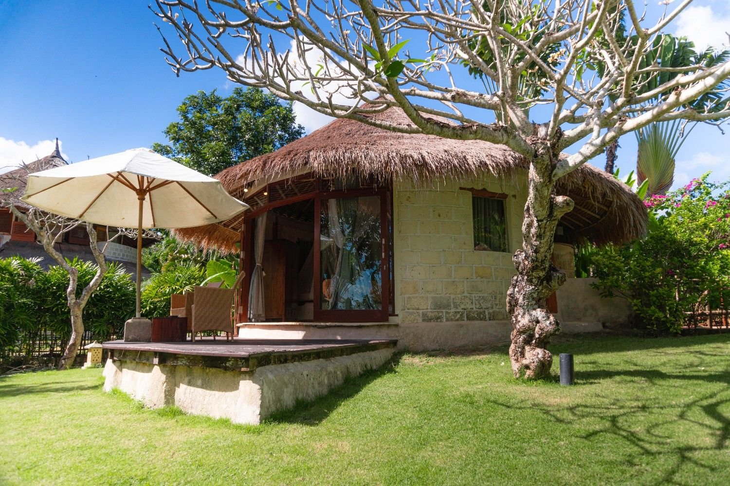 Standard Bungalow Gallery 3